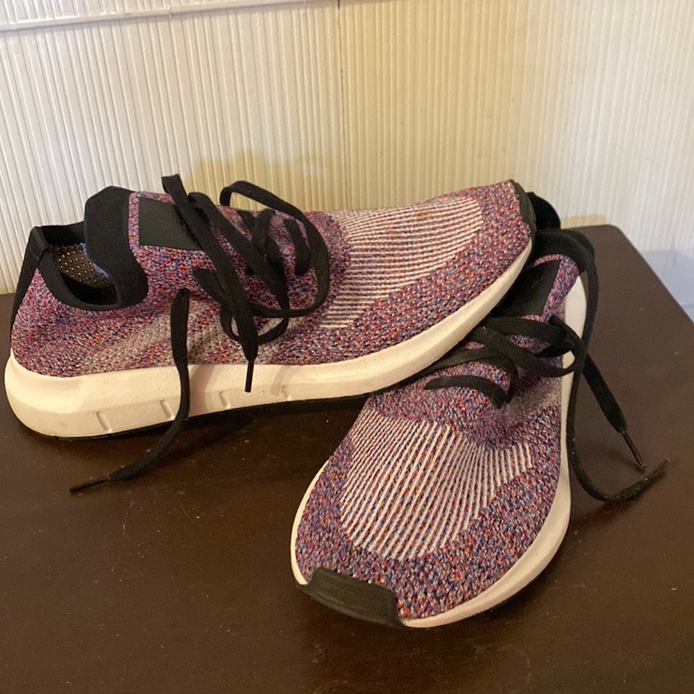 ADIDAS SOFT FABRIC SNEAKER